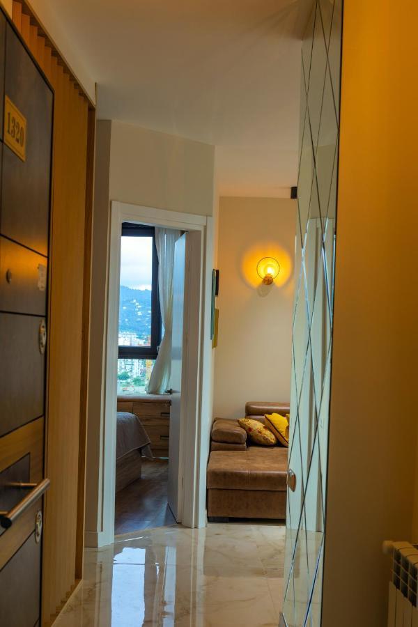 Entire Flat With City Skyline View - Two Bedrooms Batumi Luaran gambar